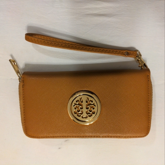 Dasein Tan Zip-Around Wallet Purse Clutch with wrist strap - Picture 5 of 7